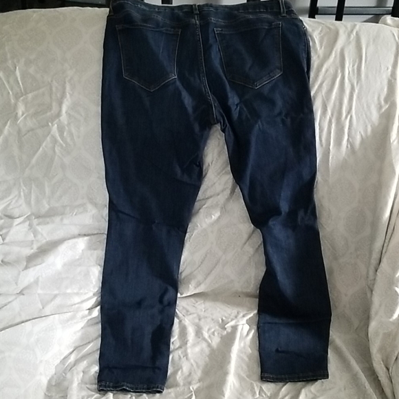Old navy rockstar straight leg jeans - Picture 2 of 3
